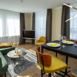 Wohn-/Esszimmer Wohnung 5
