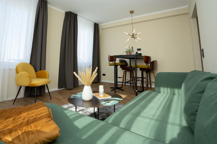 Wohn-/Esszimmer Wohnung 5